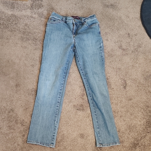 Gloria Vanderbilt Women's Blue Jeans - Picture 1 of 6